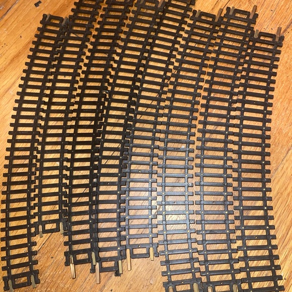 HO SCALE GARNEY 18” tracks (8) - Picture 4 of 11